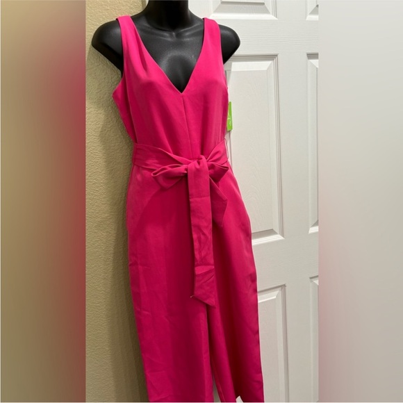Sam Edelman Tie Waist Jumpsuit size 4 
Elegant Pink Sleeveless Jumpsuit - Picture 4 of 8